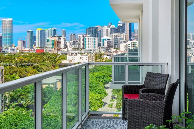 2525 SW 3rd 906, Miami, FL 33129