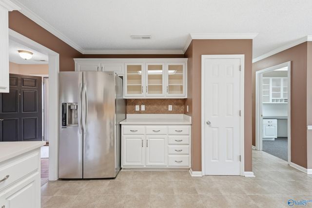 2915 Whiteford Drive, Decatur, AL 35603