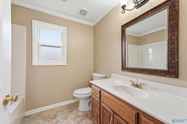 2915 Whiteford Drive, Decatur, AL 35603