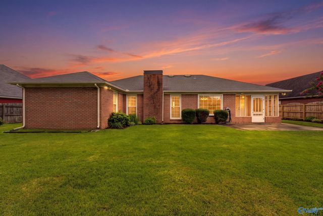 2915 Whiteford Drive, Decatur, AL 35603