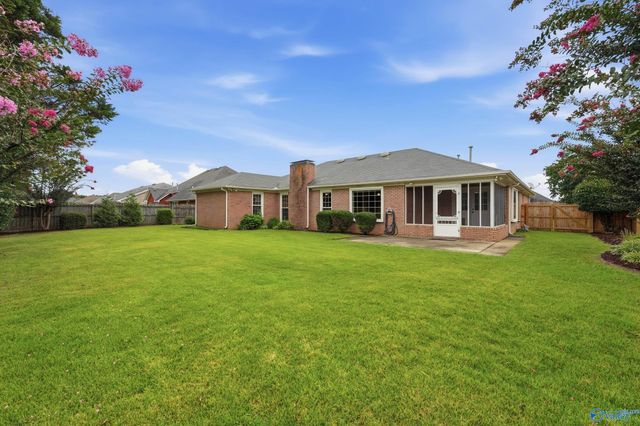 2915 Whiteford Drive, Decatur, AL 35603