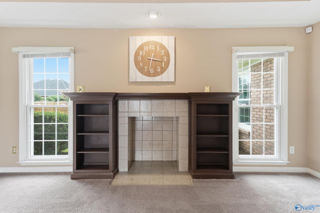2915 Whiteford Drive, Decatur, AL 35603