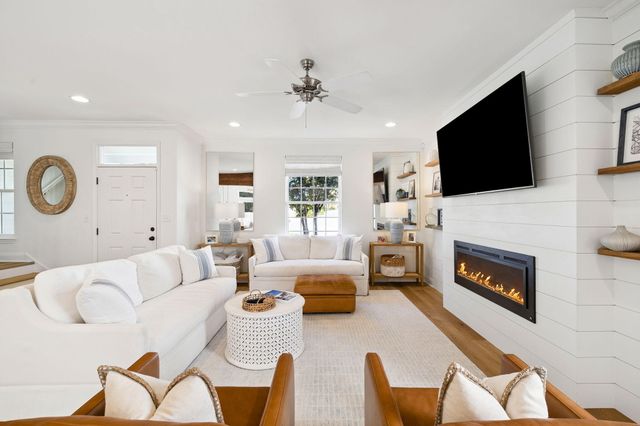 243 Woodshire Drive, Santa Rosa Beach, FL 32459