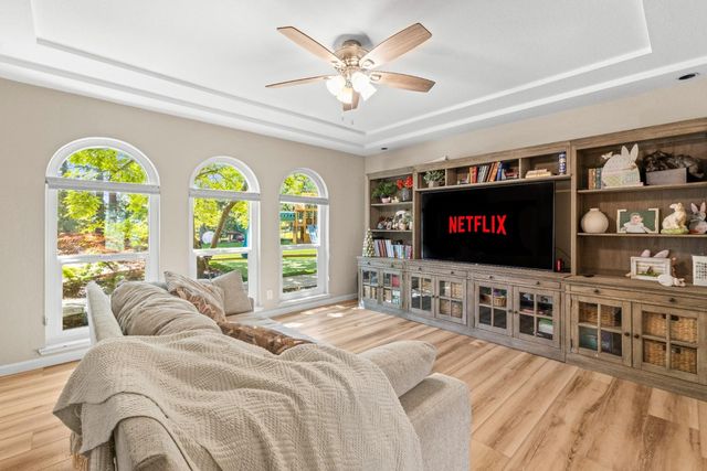 5537 Ridge Park Drive, Loomis, CA 95650