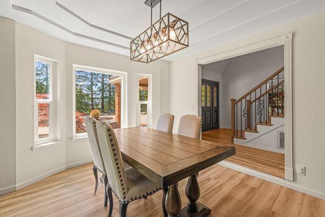 5537 Ridge Park Drive, Loomis, CA 95650