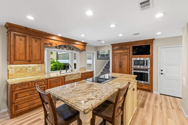 5537 Ridge Park Drive, Loomis, CA 95650