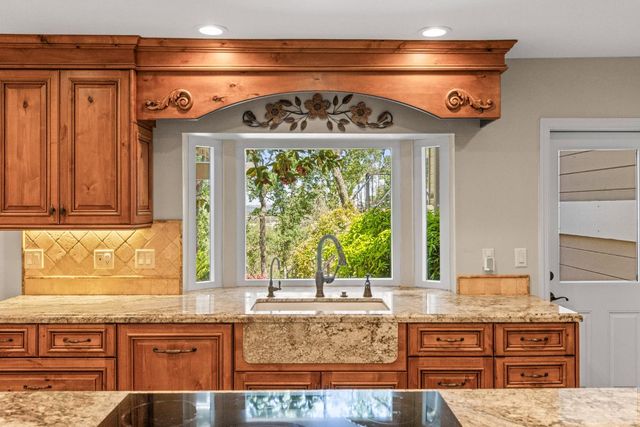 5537 Ridge Park Drive, Loomis, CA 95650