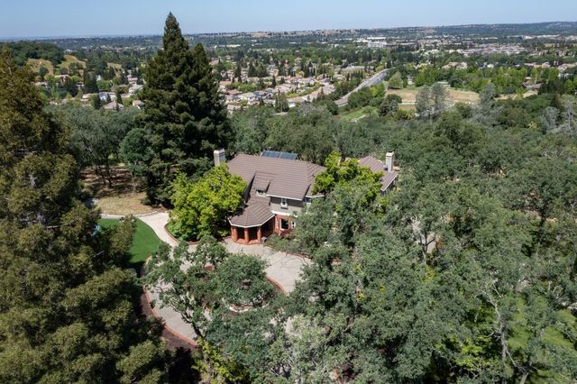 5537 Ridge Park Drive, Loomis, CA 95650