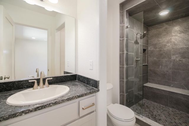 3478 Nut Plains Dr, Sacramento, CA 95827