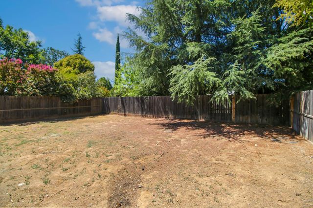 3478 Nut Plains Dr, Sacramento, CA 95827