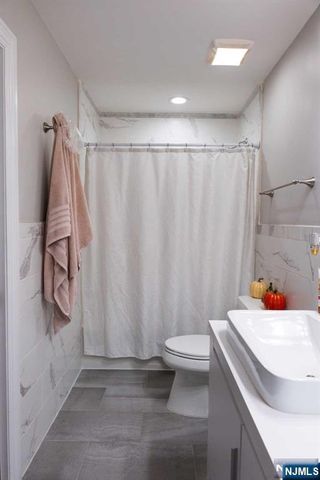 106 Church Street, Haledon, NJ 07508