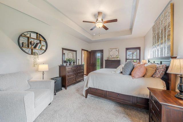 889 W HUBBLE LANE, Appleton, WI 54913
