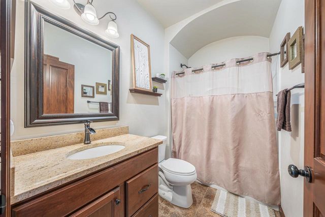 889 W HUBBLE LANE, Appleton, WI 54913