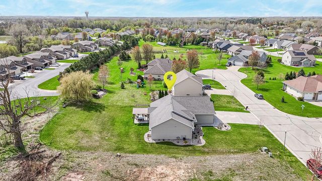 889 W HUBBLE LANE, Appleton, WI 54913