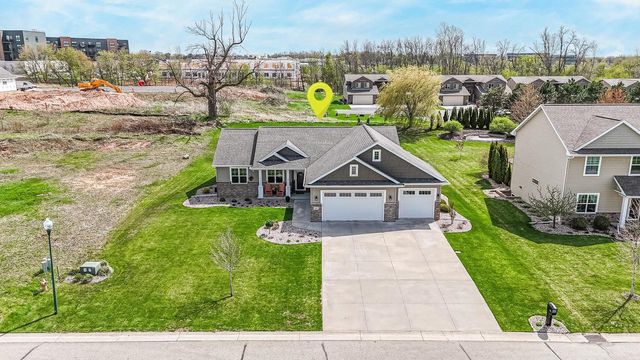 889 W HUBBLE LANE, Appleton, WI 54913