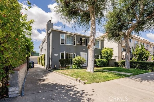 14748 Magnolia, Sherman Oaks, CA 91403