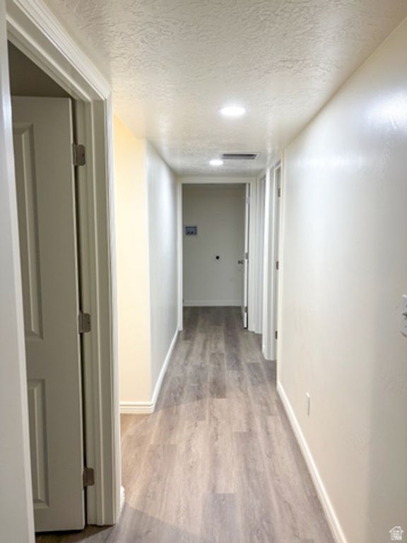 Image 21 of property listing at 1666 W FOXBERRY RD, Santaquin, UT 84655