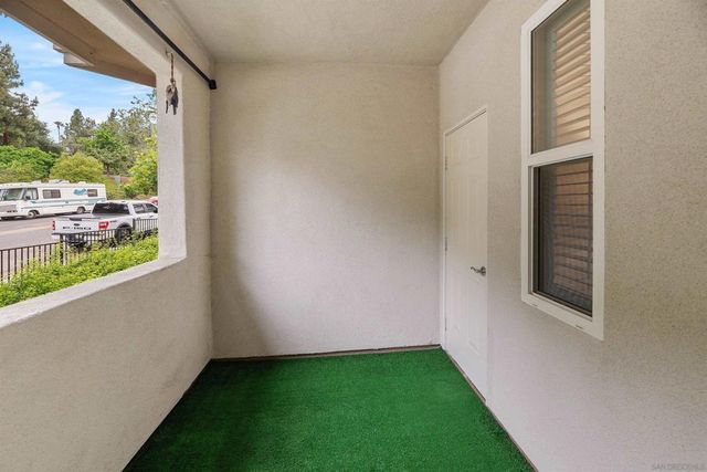 13021 Evening Creek Drive 21, San Diego, CA 92128