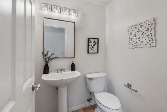 13021 Evening Creek Drive 21, San Diego, CA 92128