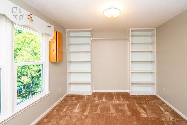 209 Wildwood Dr, Enterprise, AL 36330