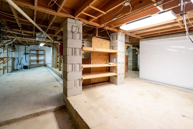 209 Wildwood Dr, Enterprise, AL 36330