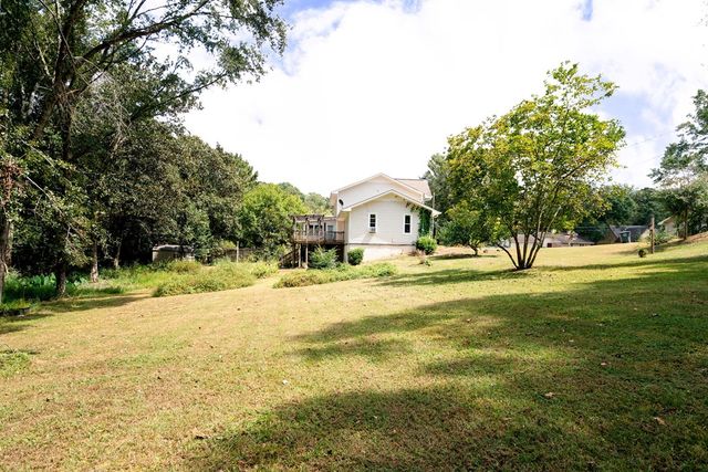 209 Wildwood Dr, Enterprise, AL 36330