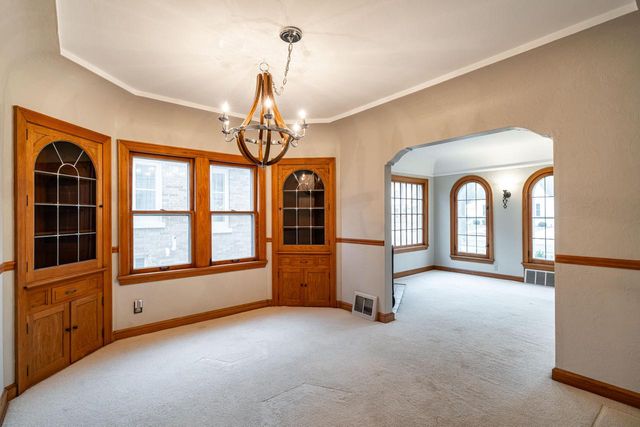 2951 N 70th STREET, Milwaukee, WI 53210