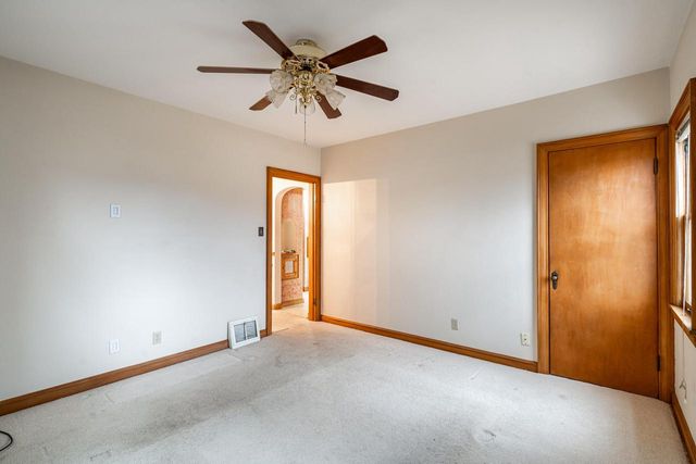 2951 N 70th STREET, Milwaukee, WI 53210