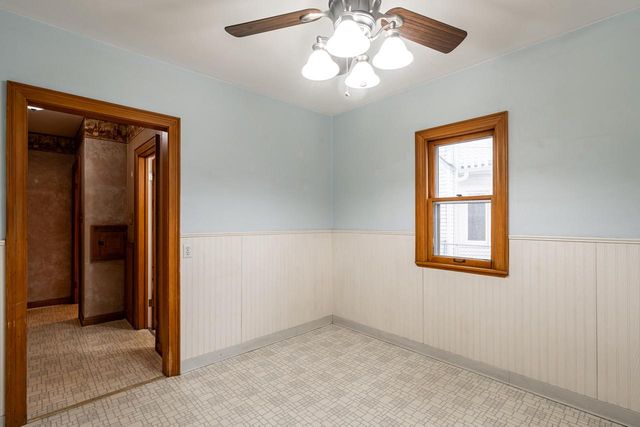 2951 N 70th STREET, Milwaukee, WI 53210