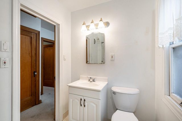 2951 N 70th STREET, Milwaukee, WI 53210