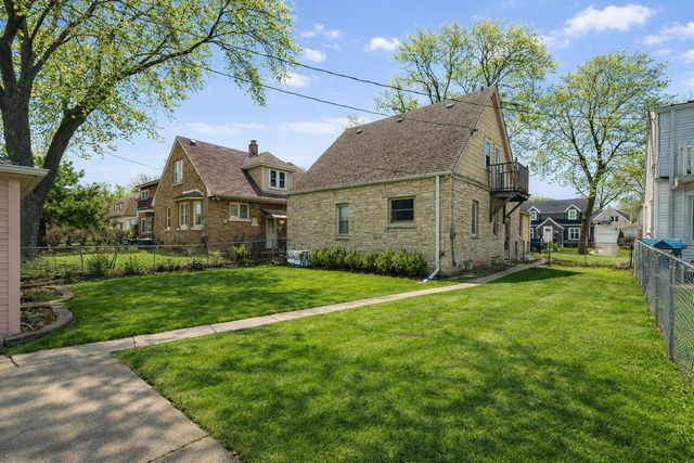 2951 N 70th STREET, Milwaukee, WI 53210