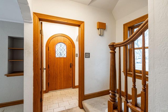 2951 N 70th STREET, Milwaukee, WI 53210