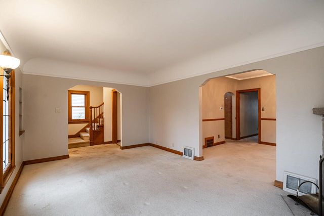 2951 N 70th STREET, Milwaukee, WI 53210