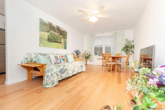 1 Hawley Terrace 1F, Yonkers, NY 10701