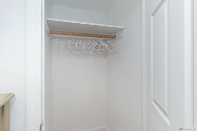 1 Hawley Terrace 1F, Yonkers, NY 10701