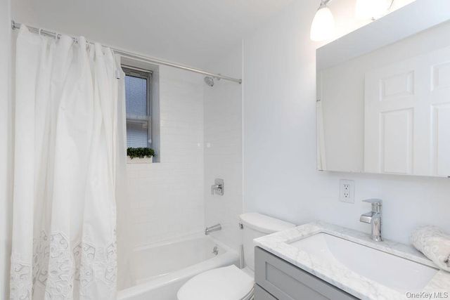 1 Hawley Terrace 1F, Yonkers, NY 10701