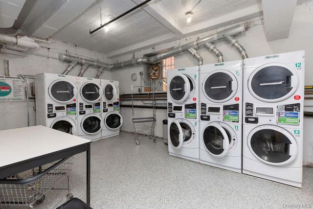 1 Hawley Terrace 1F, Yonkers, NY 10701