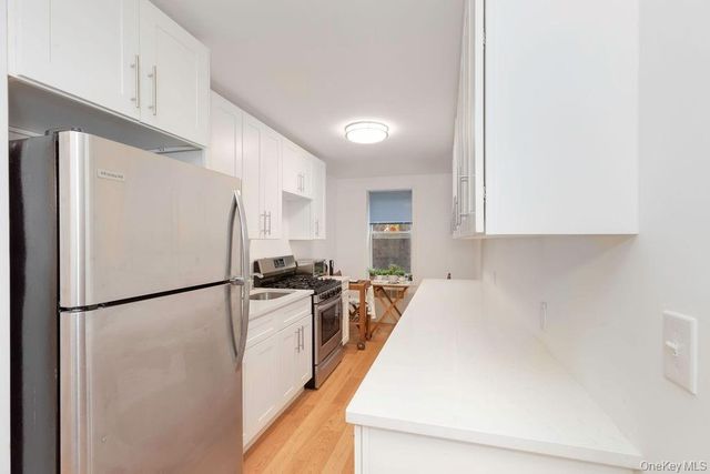 1 Hawley Terrace 1F, Yonkers, NY 10701