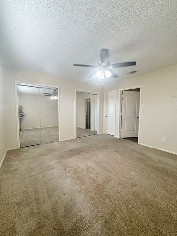 1114 Suburban Street, Cedar Hill, TX 75104