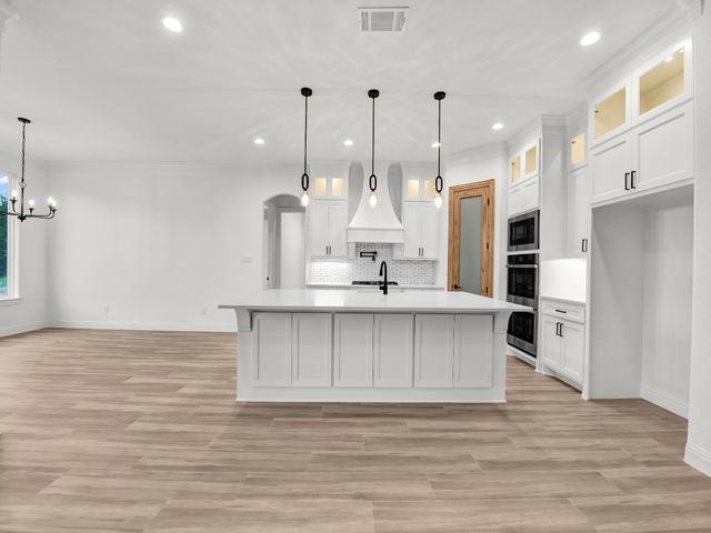 5000 Veal Station, Weatherford, TX 76085
