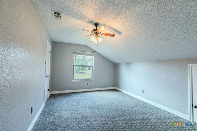 3010 Oakwood Drive, Harker Heights, TX 76548