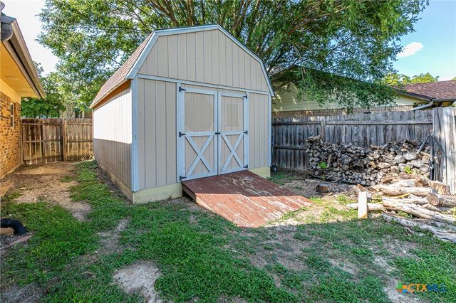 3010 Oakwood Drive, Harker Heights, TX 76548