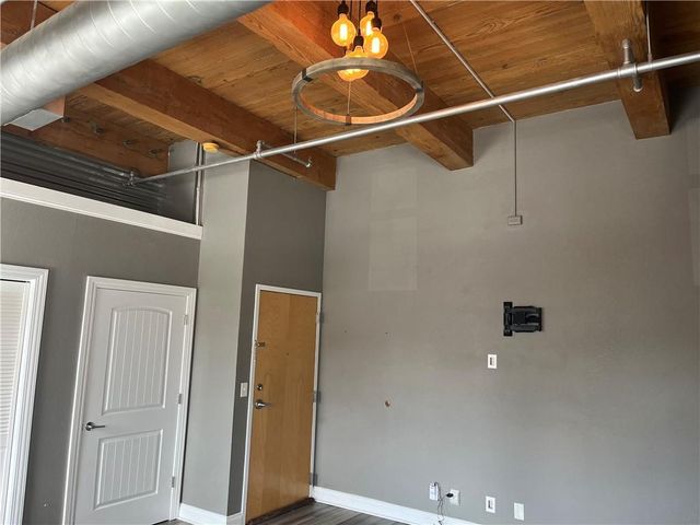 609 Central Street 1204, Kansas City, MO 64105