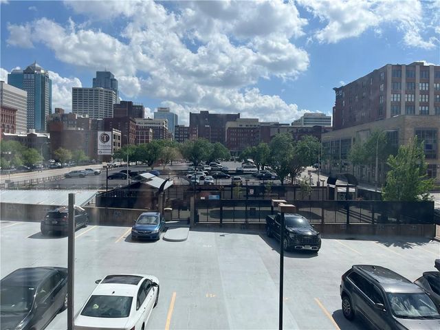 609 Central Street 1204, Kansas City, MO 64105