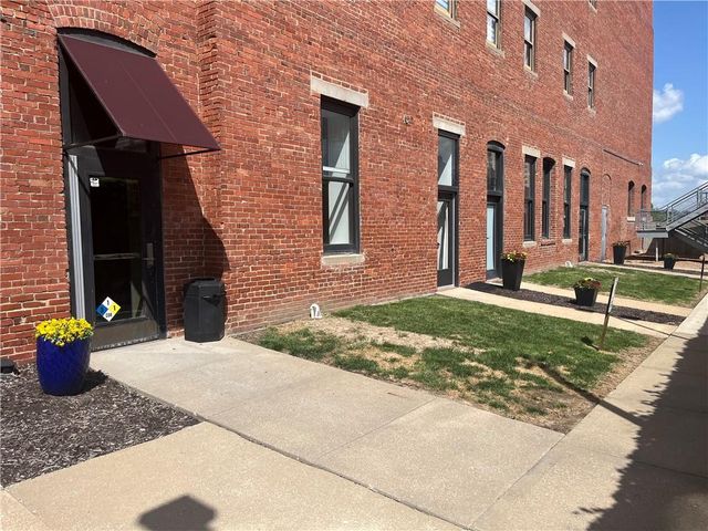 609 Central Street 1204, Kansas City, MO 64105