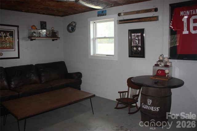 191 Celeste Eufola Road, Statesville, NC 28677