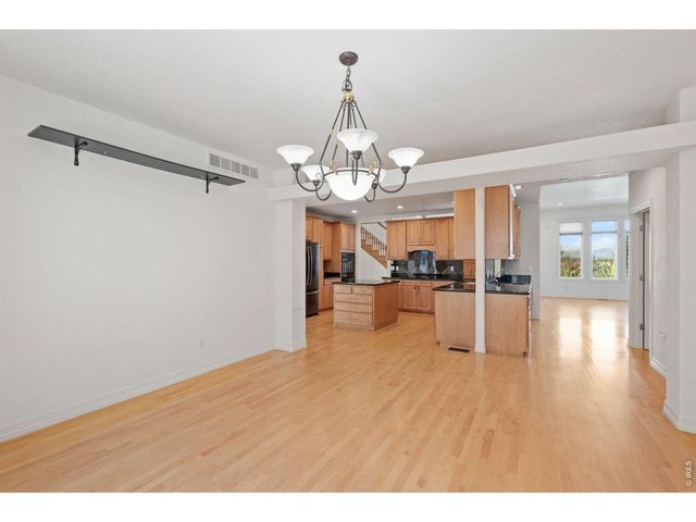 977 Thorncreek Ct, Thornton, CO 80241