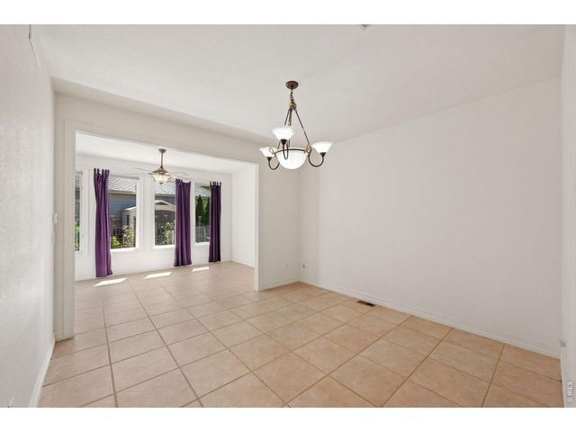 977 Thorncreek Ct, Thornton, CO 80241