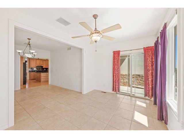 977 Thorncreek Ct, Thornton, CO 80241