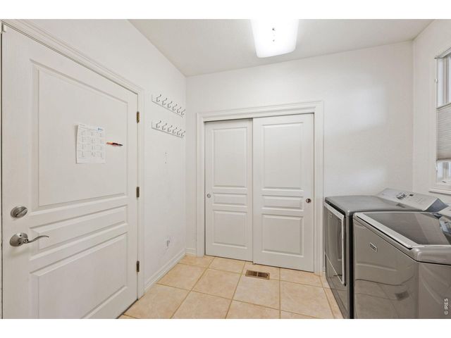 977 Thorncreek Ct, Thornton, CO 80241